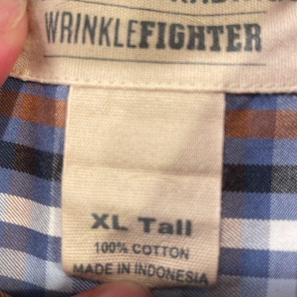 Duluth Trading Co button down shirt, XL Tall - Picture 7 of 8